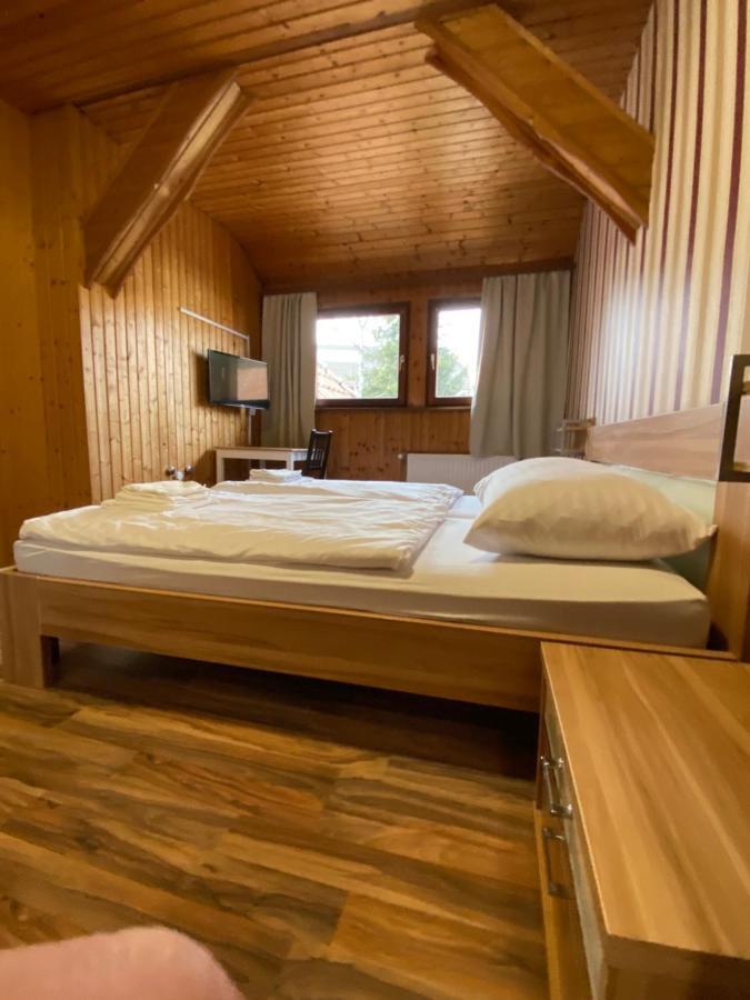 Zum Ochsen Hotel 2*